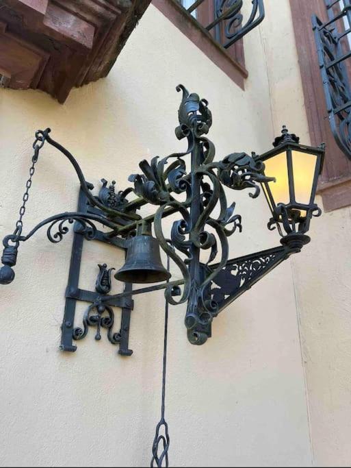 Luxus Im Schloss 85 M² Apartment