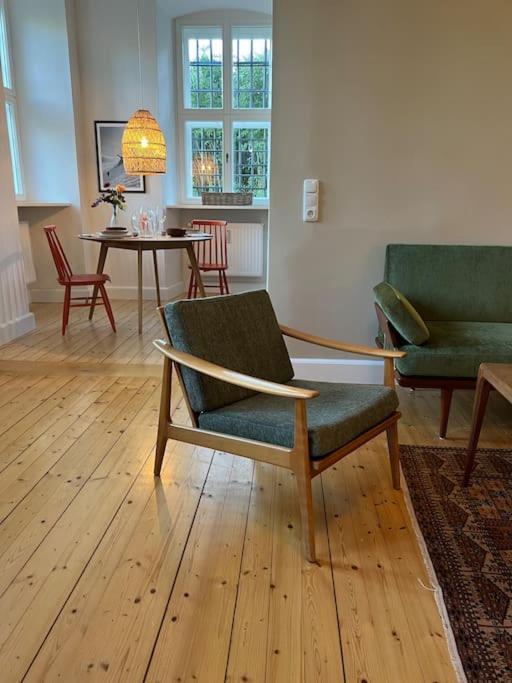 Apartment Luxus Im Schloss 85 M²