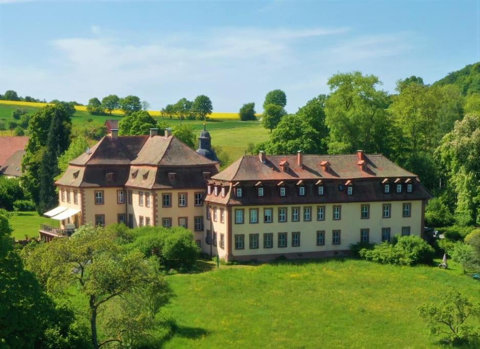 Luxus Im Schloss 85 M² Apartment Zeitlofs