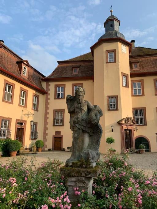 Luxus Im Schloss 85 M² * Zeitlofs